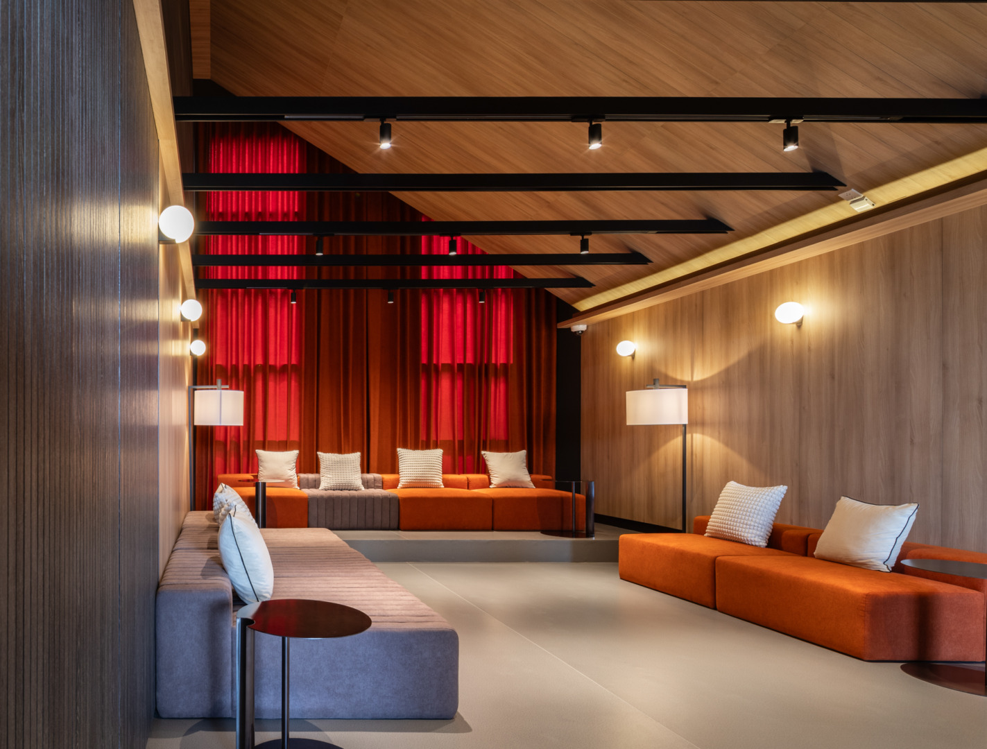 Entertainment space2
